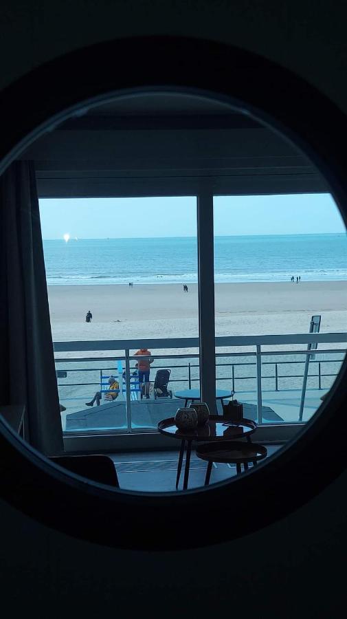 Zeezicht Falcon Appartement Middelkerke Buitenkant foto